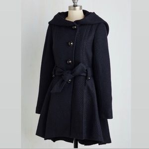 Retro Vintage "Once Upon a Thyme Coat" by Steve
Madden - Midnight Blue Large